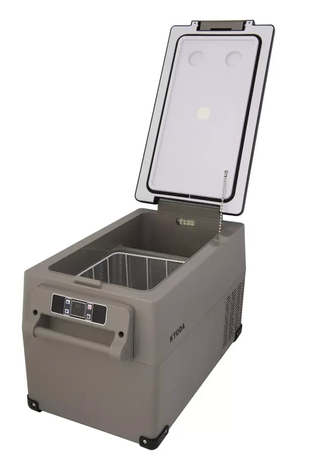Автохолодильник Kyoda CF35H, двухкамерный, объем 35 л, вес 12,1 кг