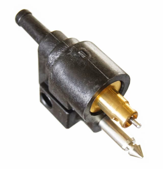 Коннектор топливный T15P (6-1)