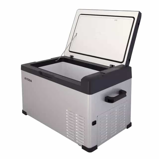 Автохолодильник Kyoda CS30, однокамерный, объем 30 л, вес 12,9 кг