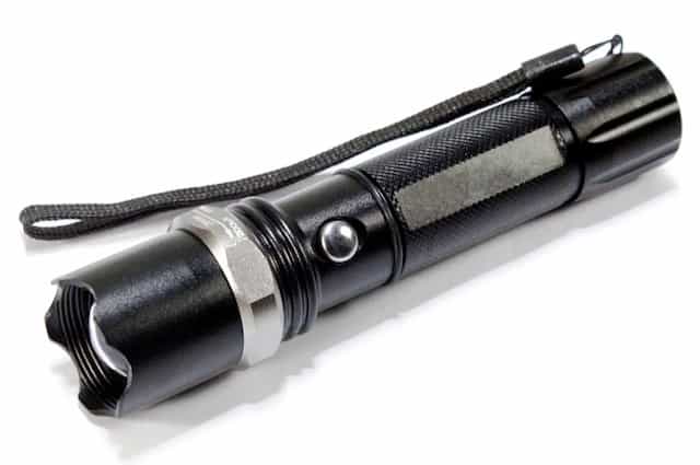 Фонарь ручной Multifunctional SWAT Flashlight