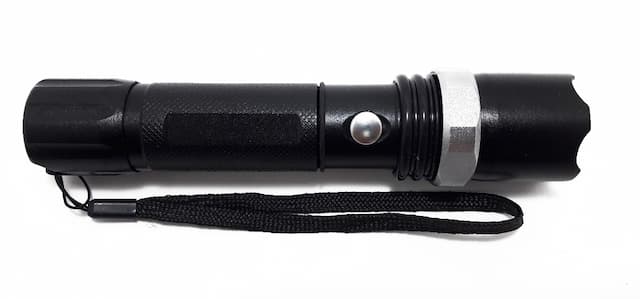 Фонарь ручной Multifunctional SWAT Flashlight